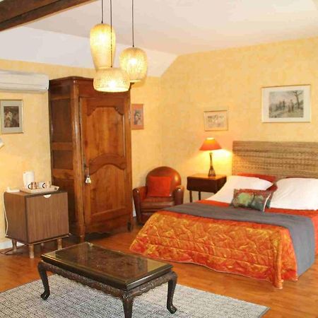 Chambres D'Hotes : La Cour D'Etrepy Le Mesnil-sur-Oger Bagian luar foto