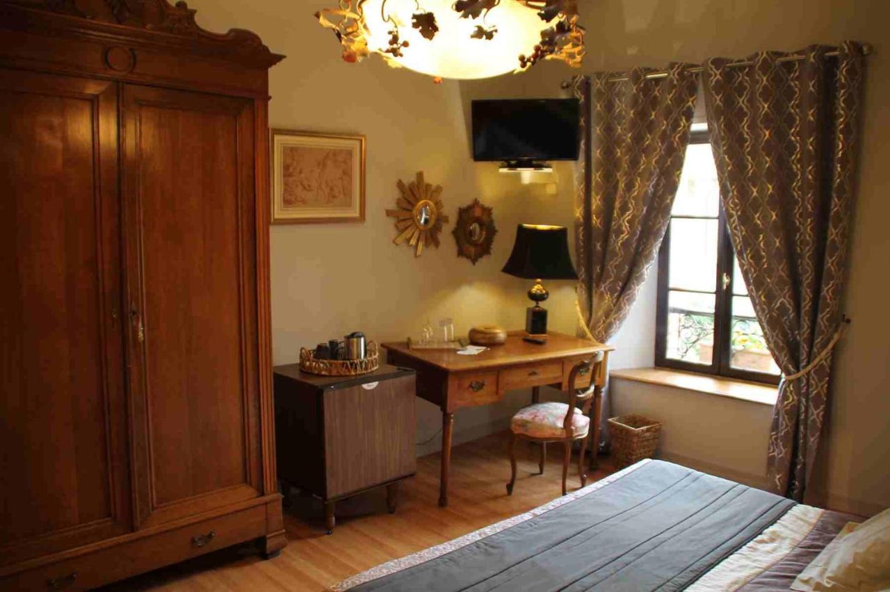 Chambres D'Hotes : La Cour D'Etrepy Le Mesnil-sur-Oger Bagian luar foto